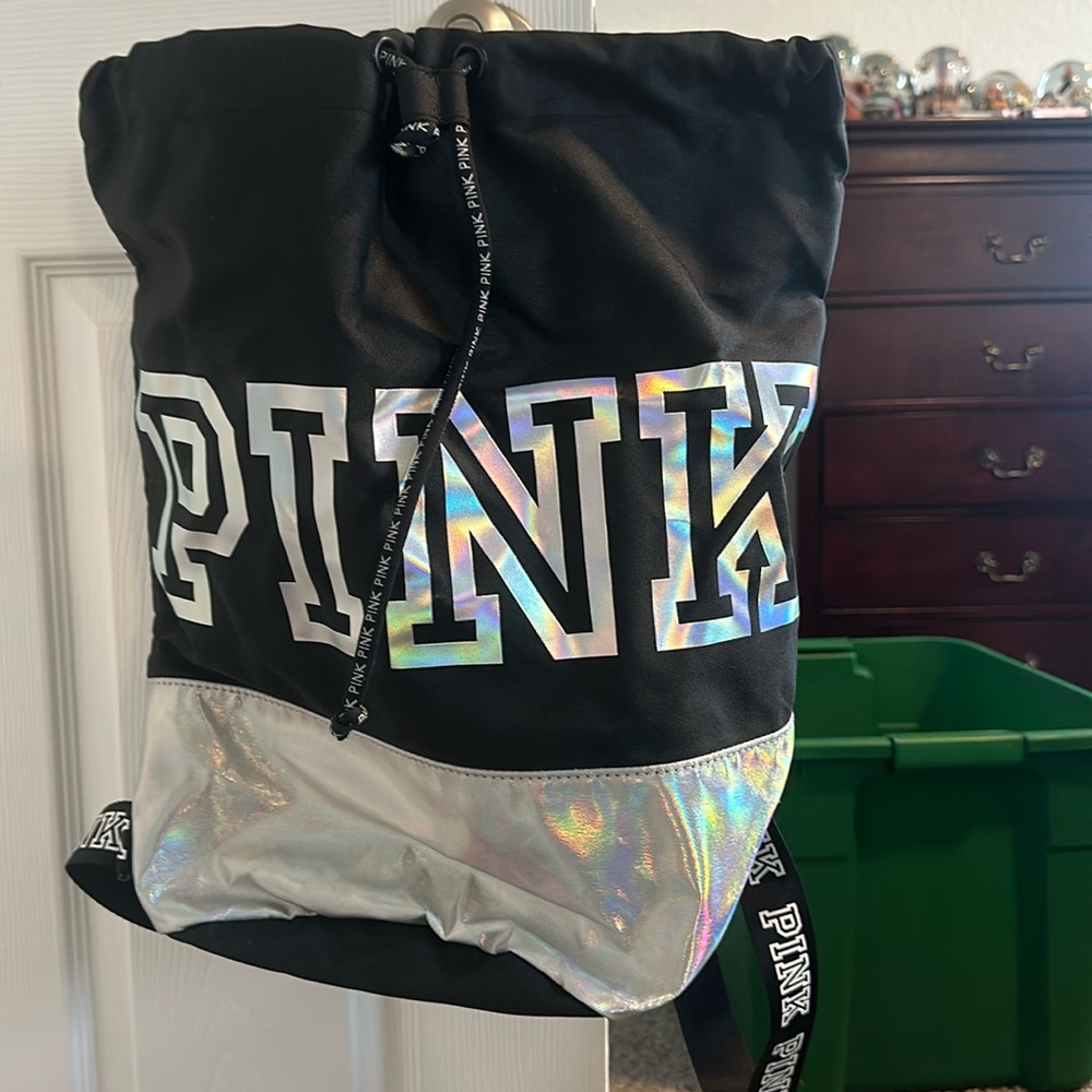 Victoria’s Secret Pink Duffel Bag w/ Straps